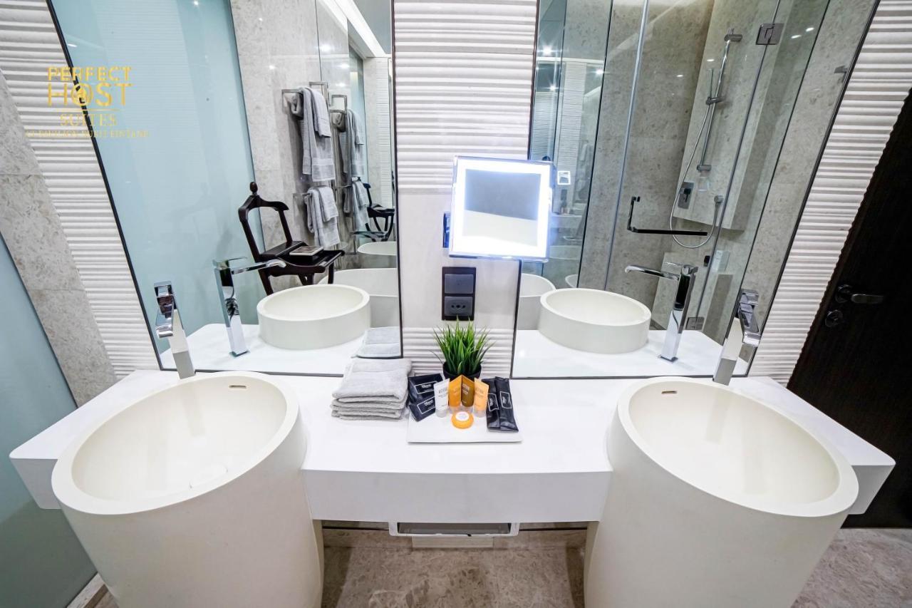 Ph Suites At Pavilion Bukit Bintang Kuala Lumpur Exterior foto Bathroom